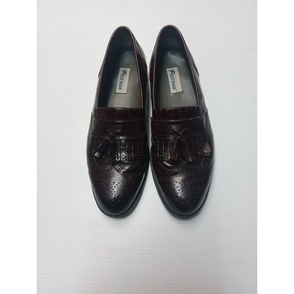 Freeman Men's size 13 shoes